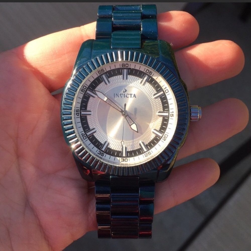 Men’s Invicta Teal Watch w/ Silver and Blue Detail
